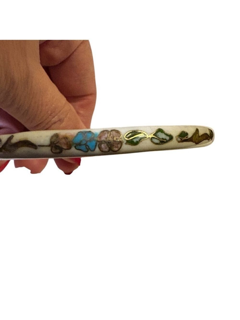 Vintage White Floral Cloissone Enamel Bangle Bracelet